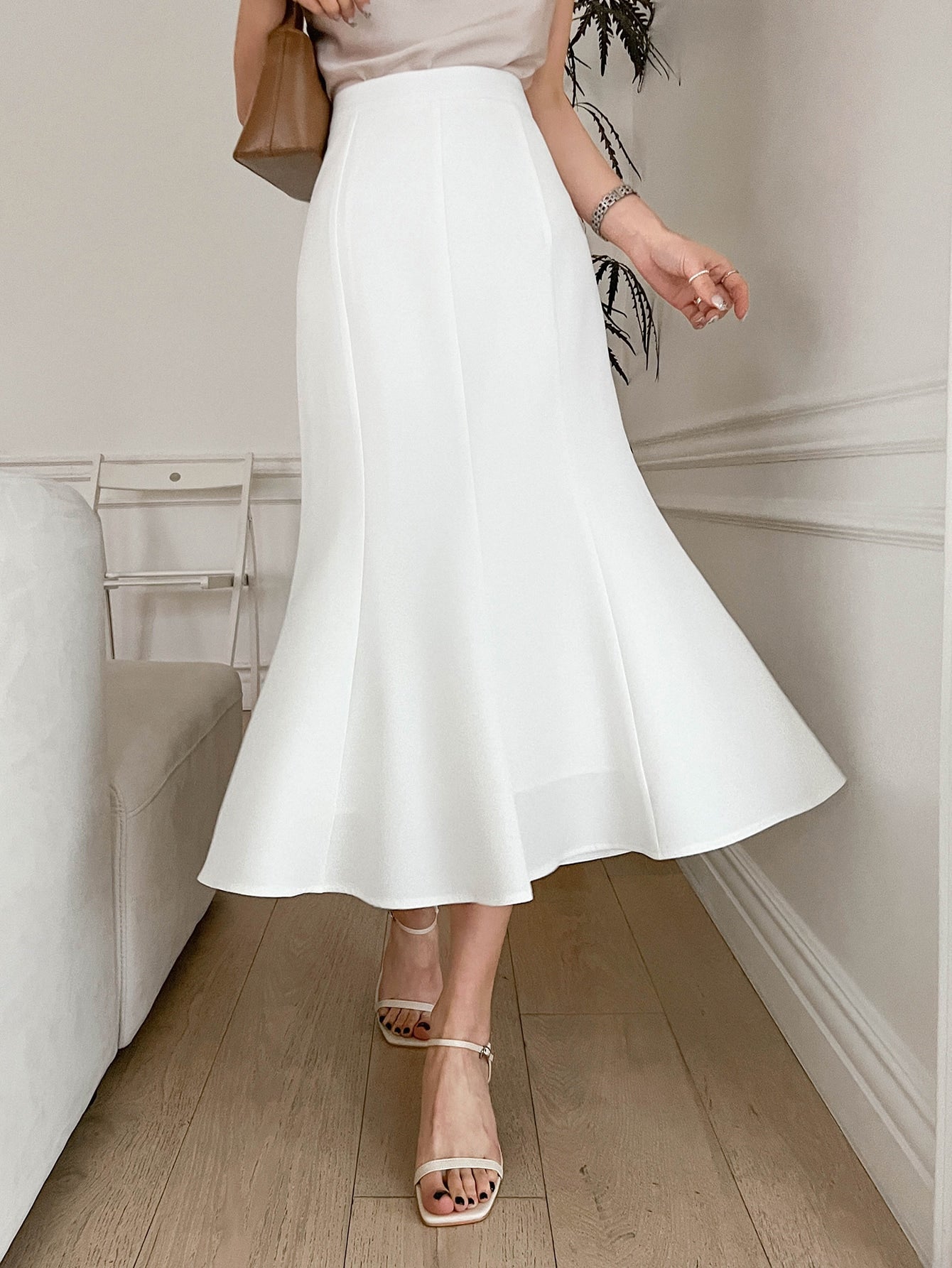 Solid High Waist Mermaid Hem Skirt