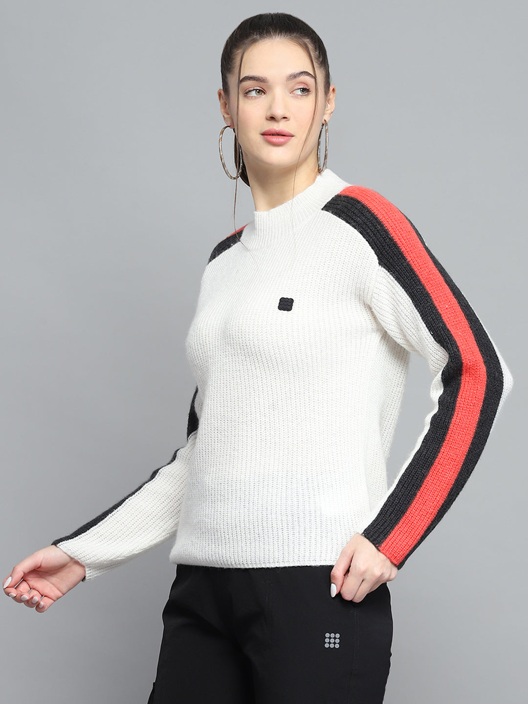 Women White Solid Round Neck Full Sleeve Pullover