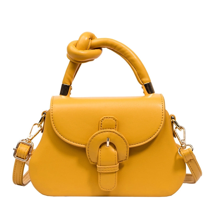 Women's Small Pu Leather Solid Color Streetwear Cloud Shape Magnetic Buckle Handbag