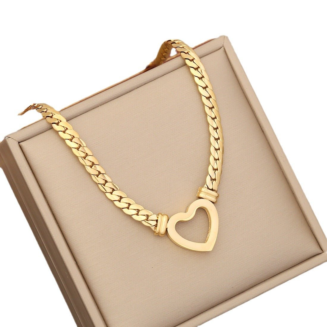 Fashion Heart Stainless Steel Electroplating Necklaces