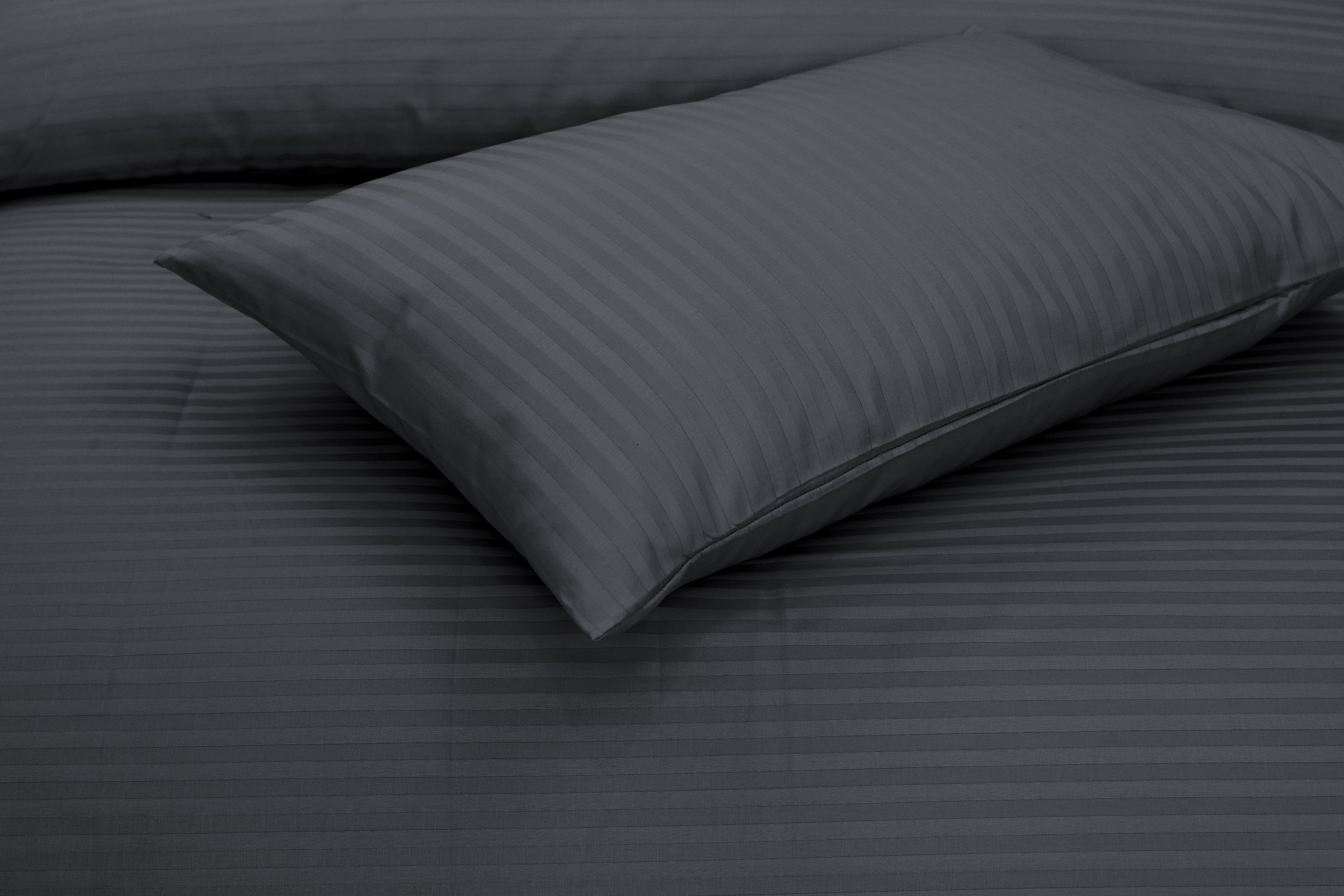 Grey Stripe-Bed Sheet Set