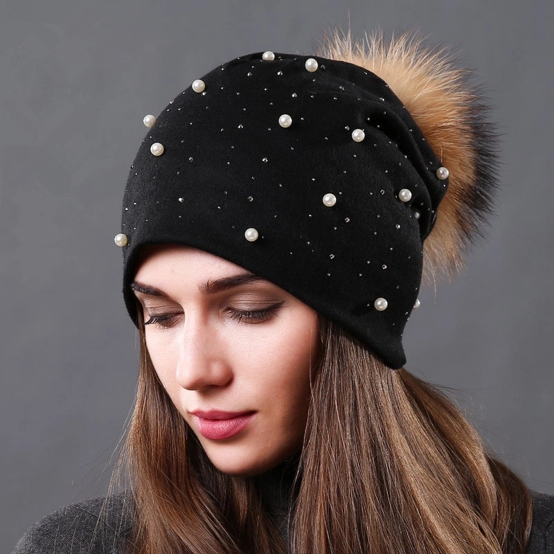 Women's Sweet Minimalist Solid Color Pom Poms Eaveless Beanie Hat