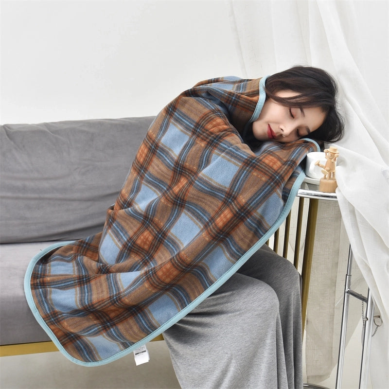 Fashion Lattice Polyester Blanket