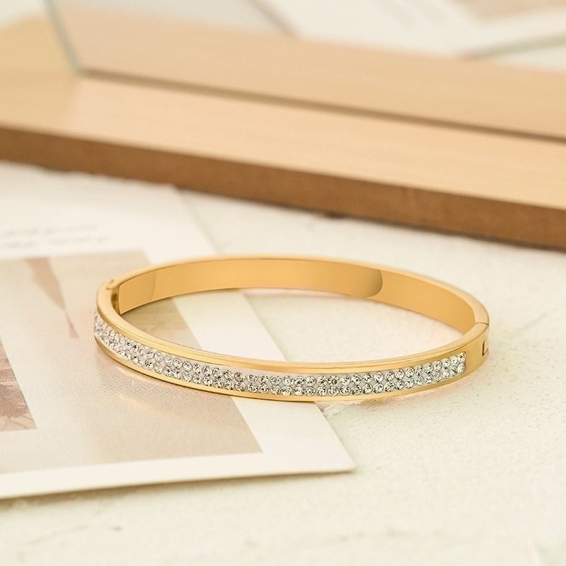 Retro Round Titanium Steel Inlay Zircon Bangle