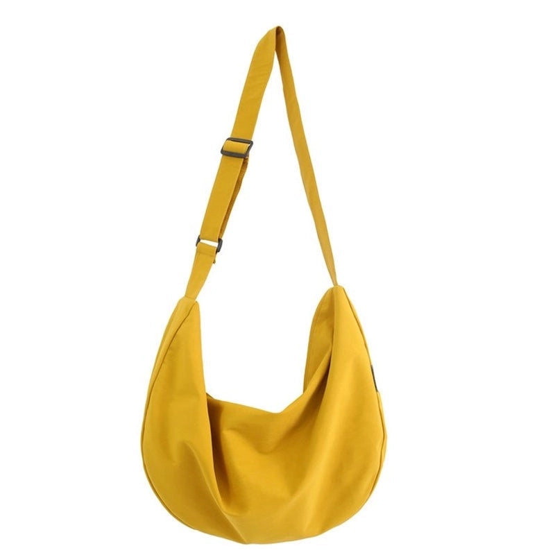 Women's Nylon Oxford Cloth Solid Color Basic Dumpling Shape Zipper Crossbody Bag