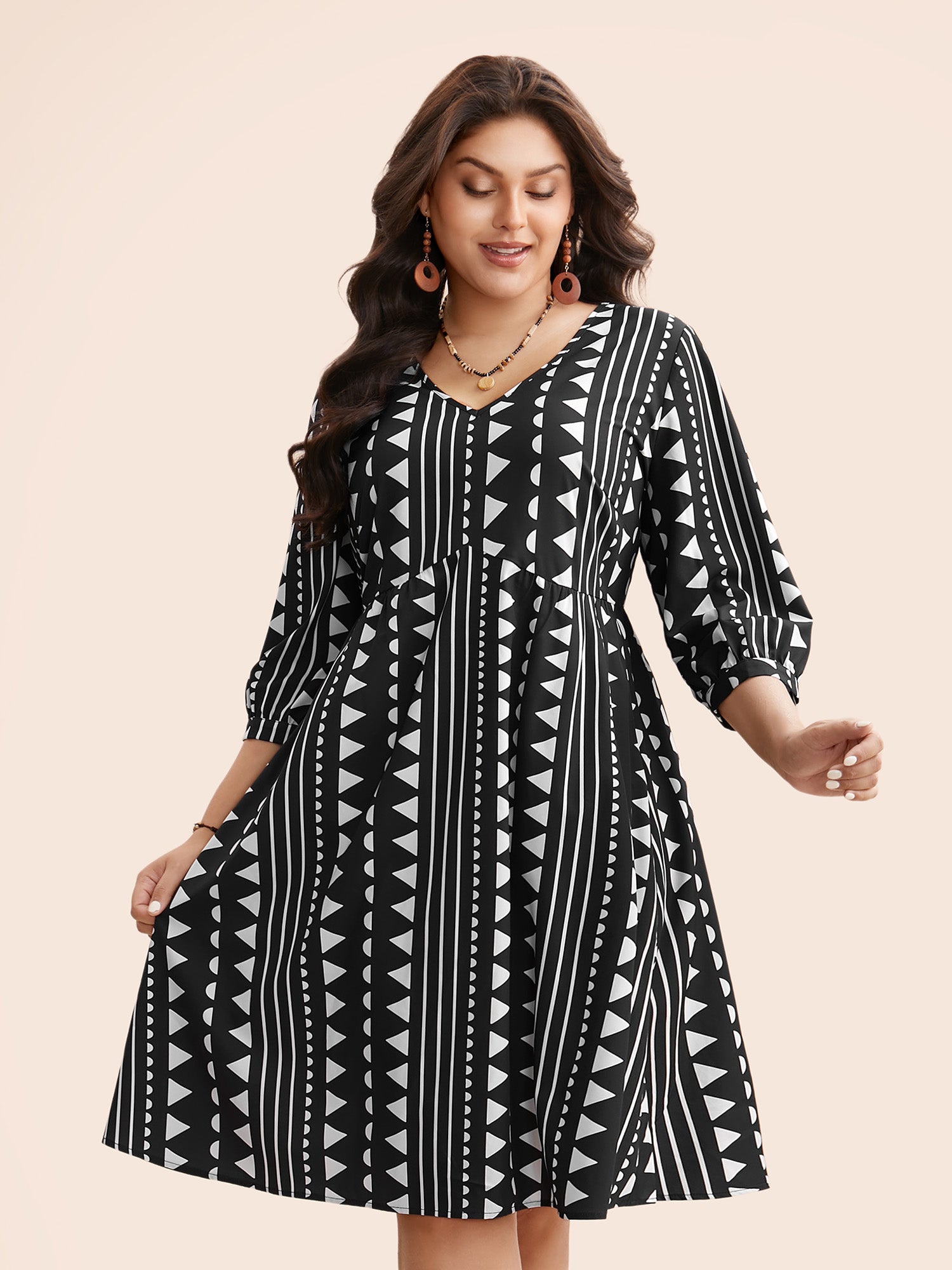 Geometric V Neck Lantern Sleeve Dress