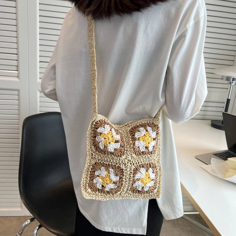 Summer New Handmade Crochet Flower Shoulder Straw Bag