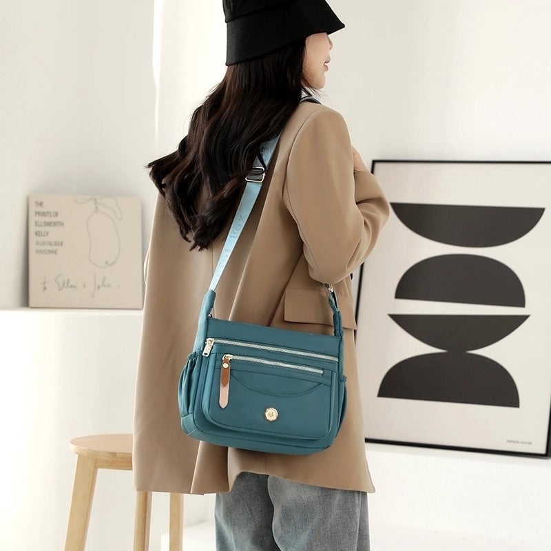 Women's All Seasons Nylon Basic Classic Style Shoulder Bag