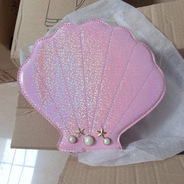 Pearl shell messenger bag