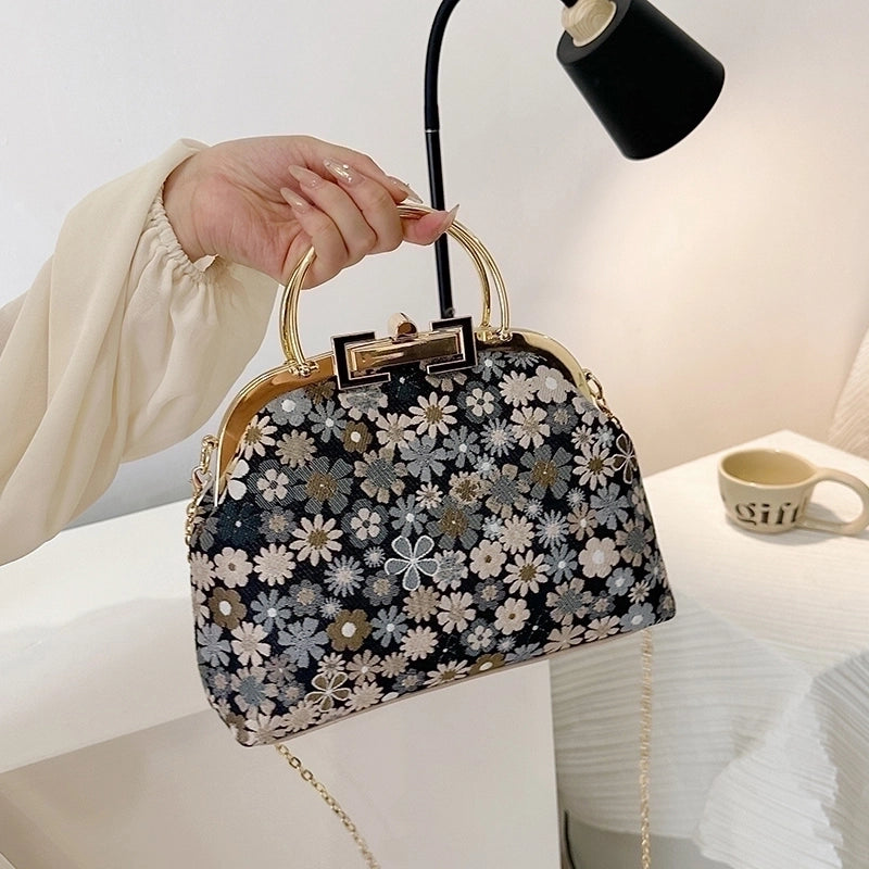 Women's Medium Nylon Ditsy Floral Vintage Style Classic Style Clasp Frame Handbag