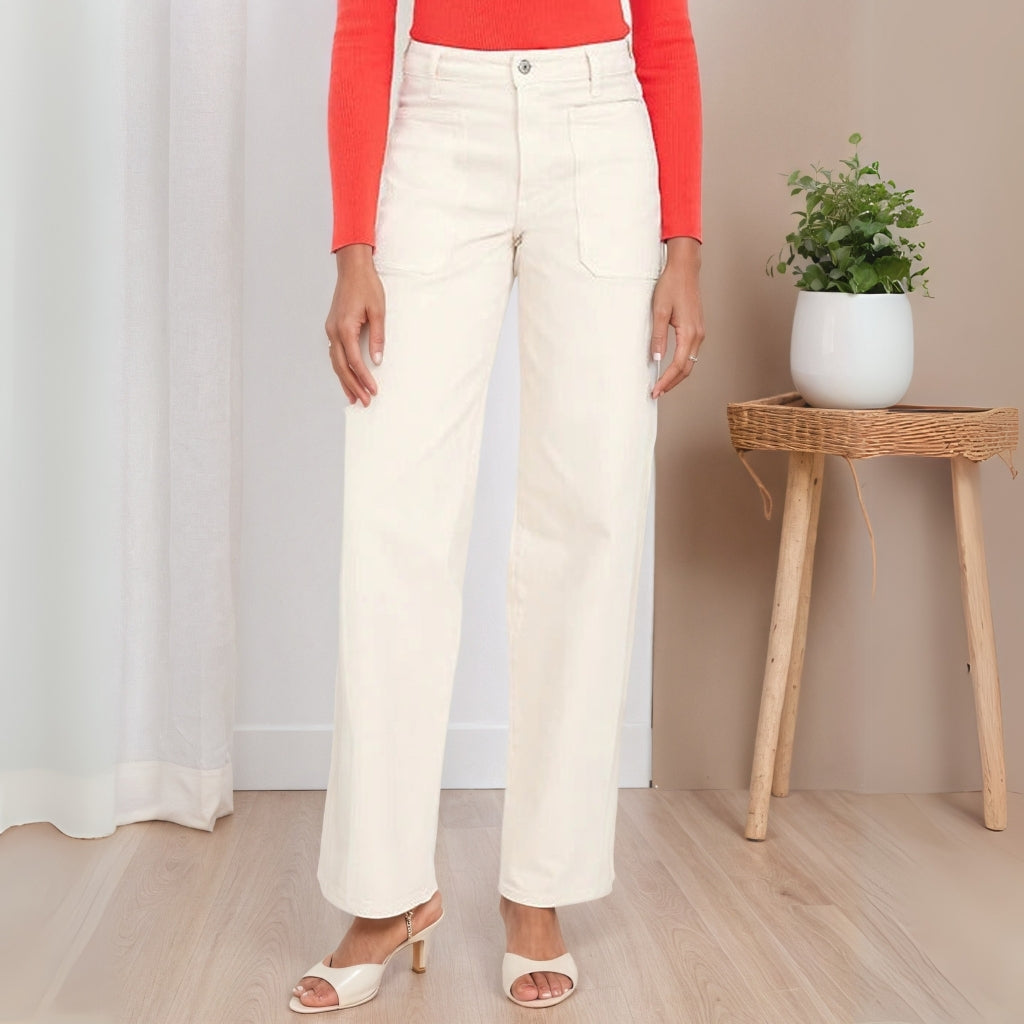 High-Waisted Loose Jeans