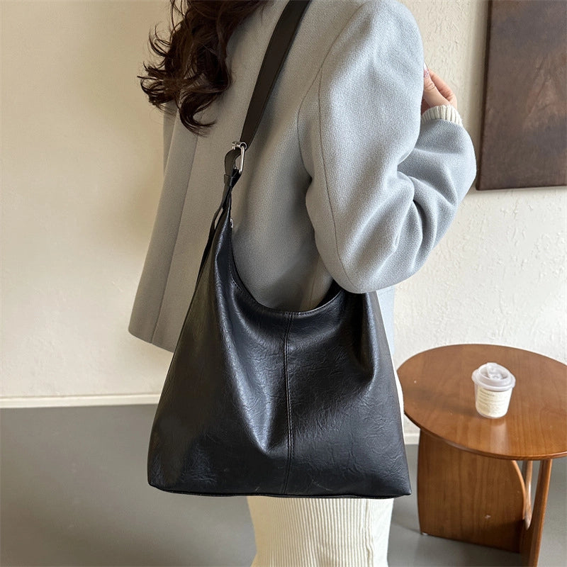 Women's Large Pu Leather Solid Color Streetwear Square Zipper Shoulder Bag