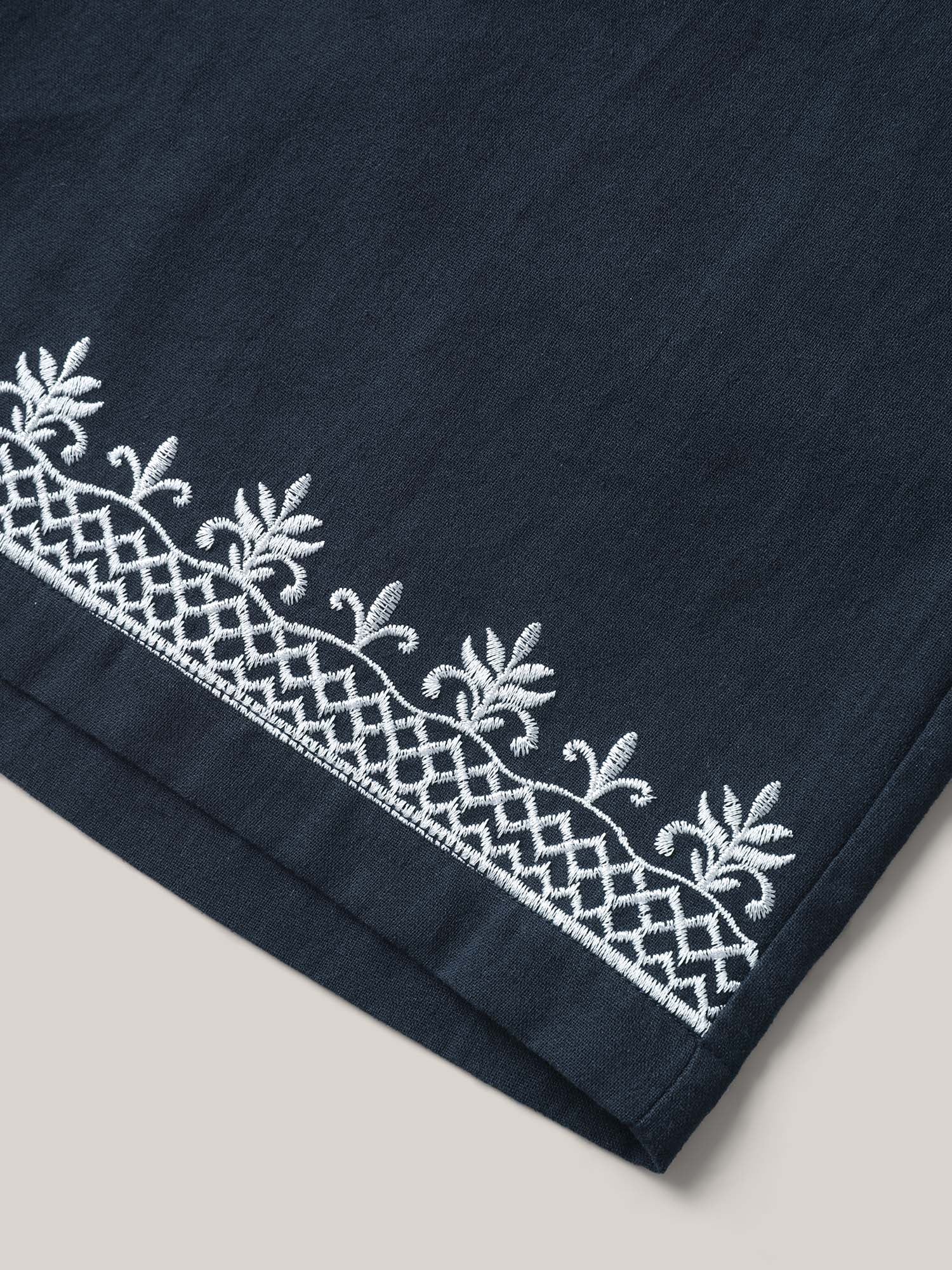 Cotton Embroidered Hem Wide-Leg Solid Shorts