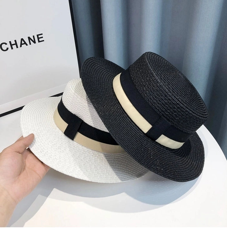 Women's Minimalist Classic Style Color Block Flat Eaves Straw Hat