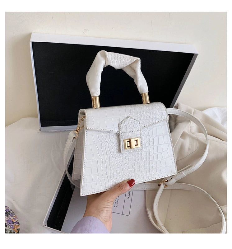 Fashion Wild Ladies Single Shoulder Messenger Small Square Bag