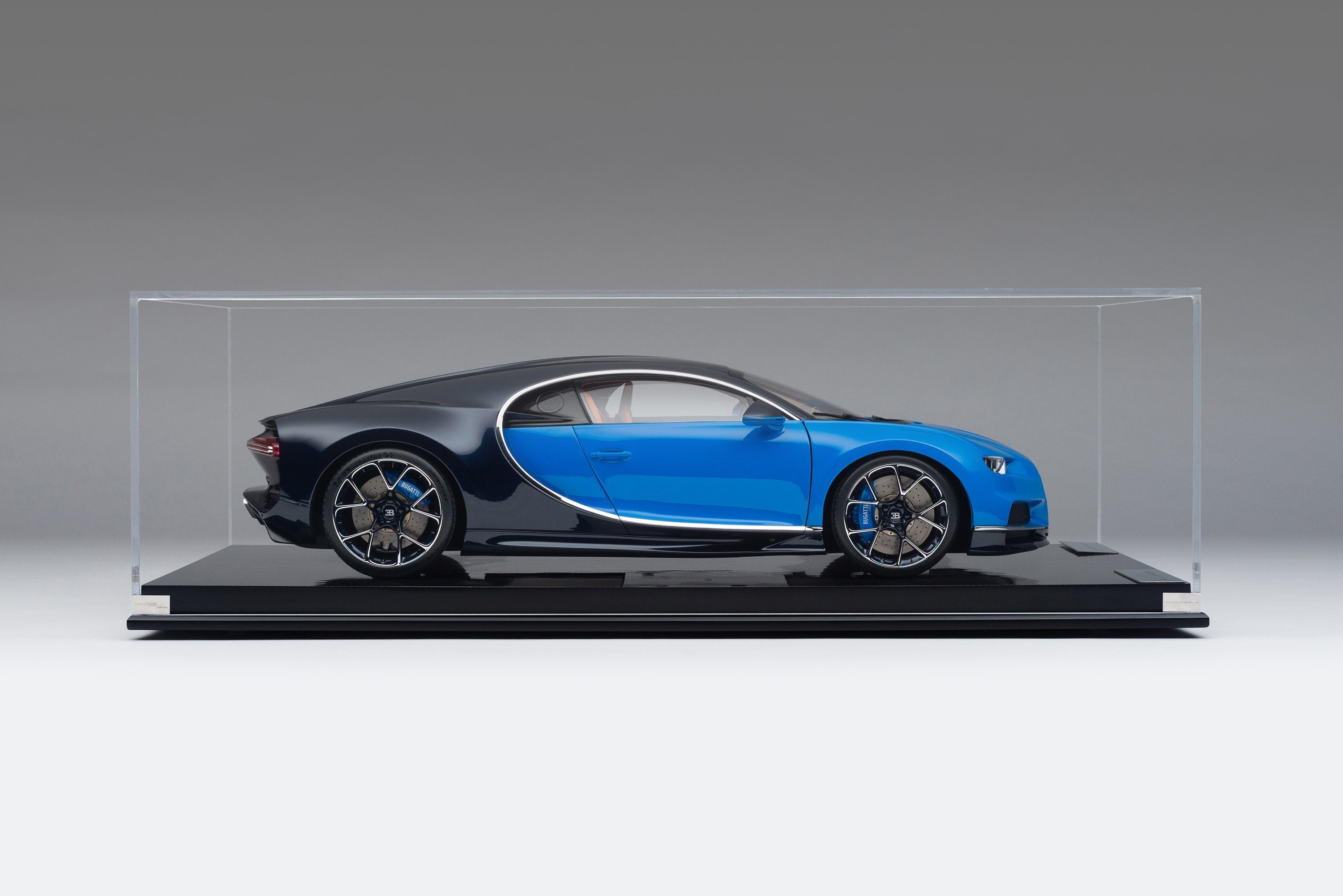 Bugatti Chiron (2016)