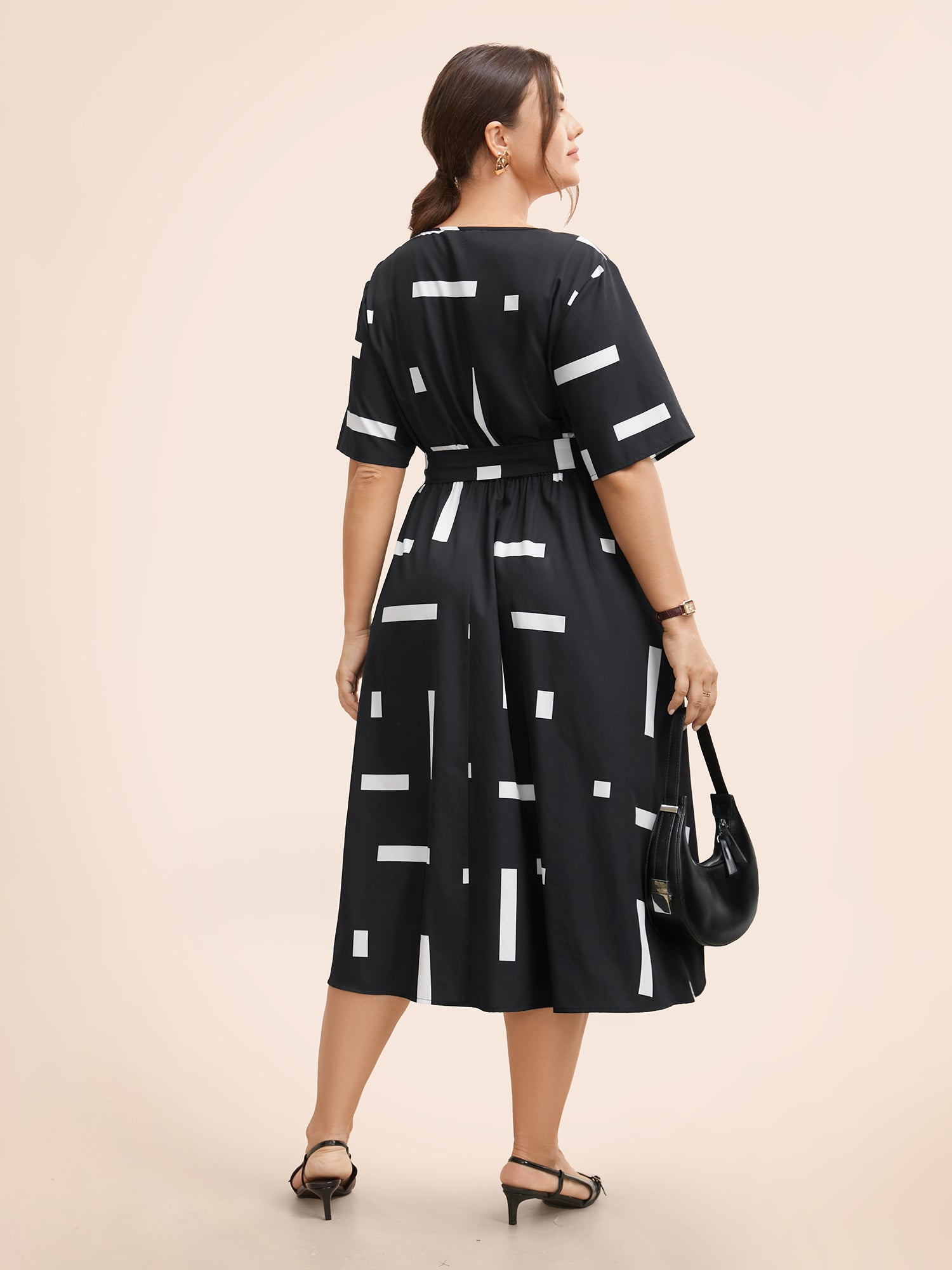 Geometric Print Keyhole Pocket Midi Dress