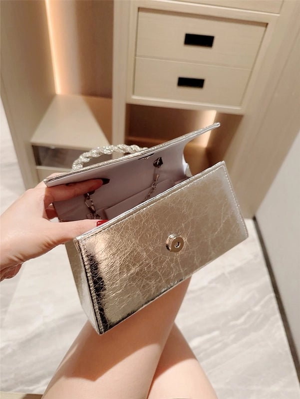 Adults Pu Leather Solid Color Classic Style Square Magnetic Buckle Evening Bag