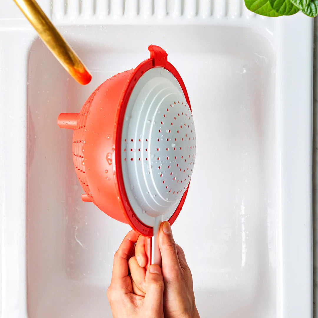 TWO PIECE COLANDER SET