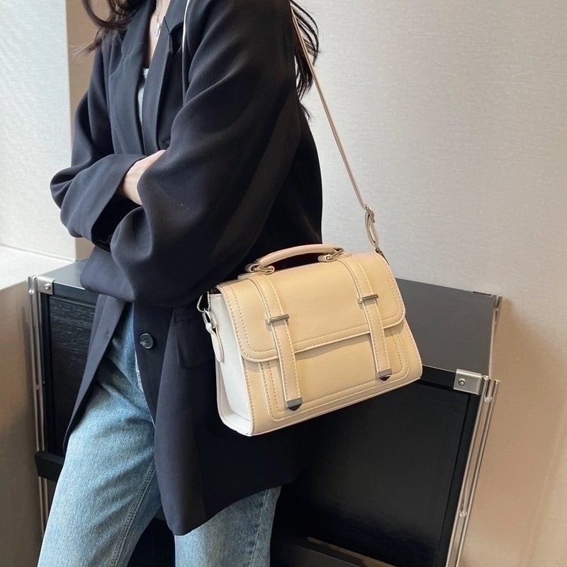 Women's Medium Pu Leather Solid Color Streetwear Square Flip Cover Crossbody Bag