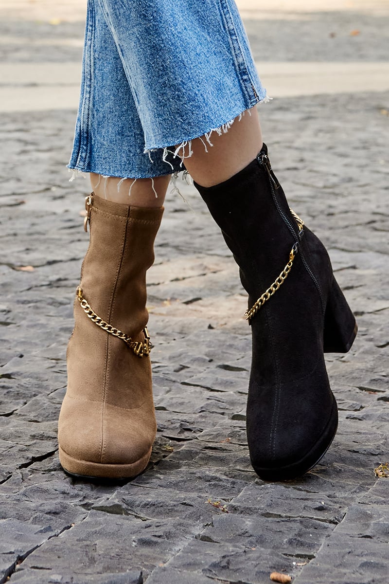 Genuine Leather Metallic Chain Decor Zipper Chunky Heels Leather Ankle