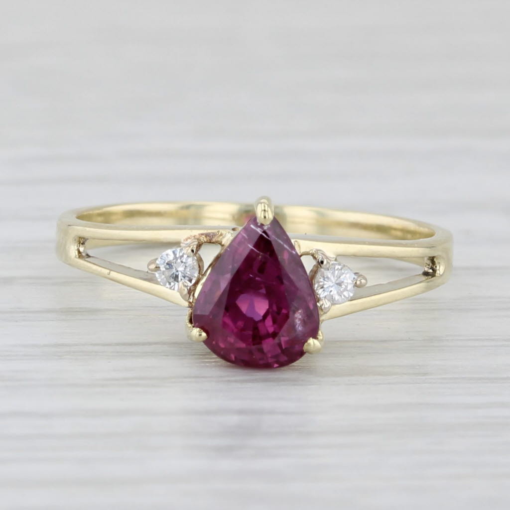 1.35ctw Pear Ruby Diamond Ring 14k Yellow Gold Size 6.5