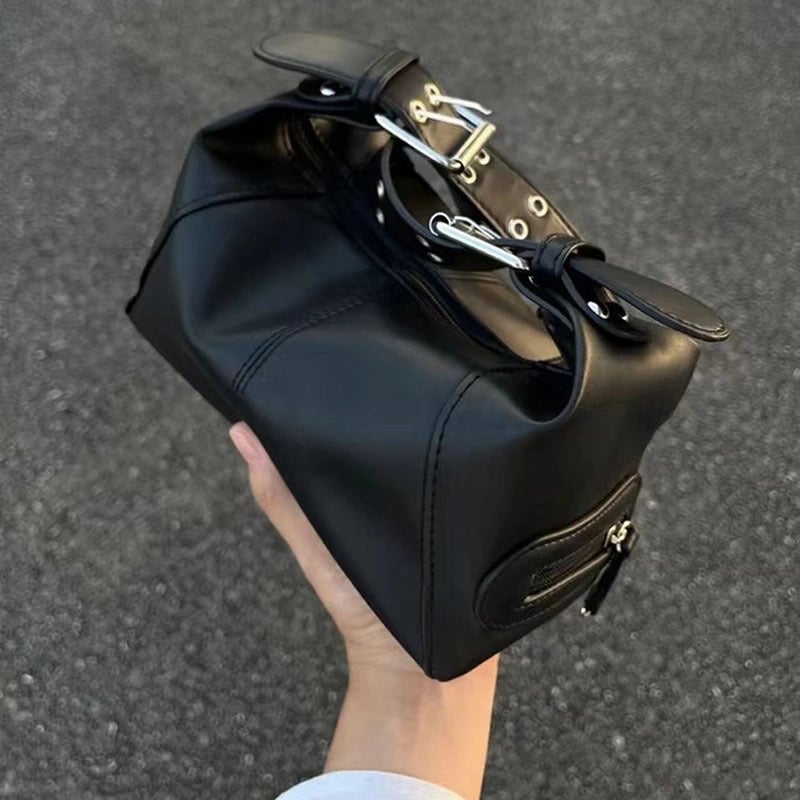 Women's Small Pu Leather Solid Color Streetwear Square Zipper Baguette Bag
