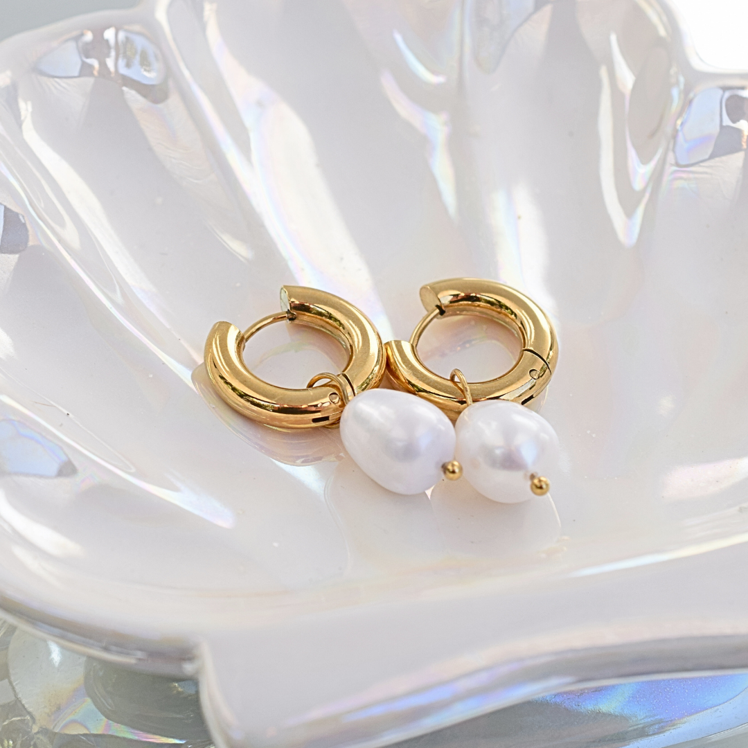 Fresh water chunky drop pearl hoops - Gold