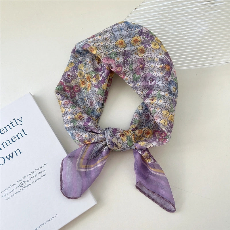 Women's Cartoon Style Cute Sweet Ditsy Floral Cotton And Linen Kerchief