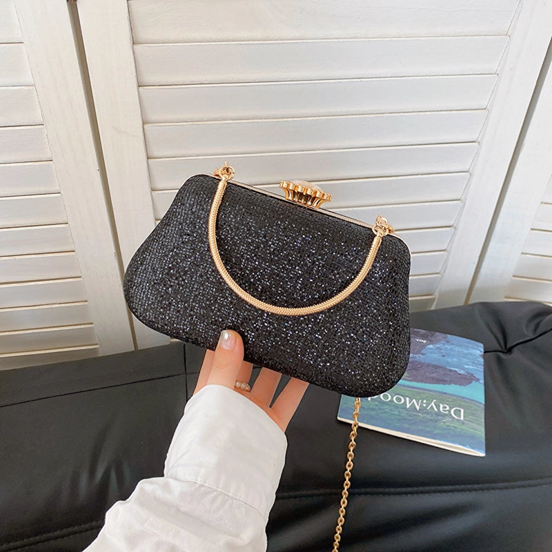 Women's Medium Polyester Solid Color Elegant Vintage Style Square Lock Clasp Evening Bag