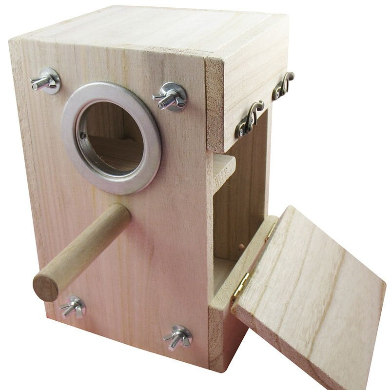Wooden Birds Nest Box