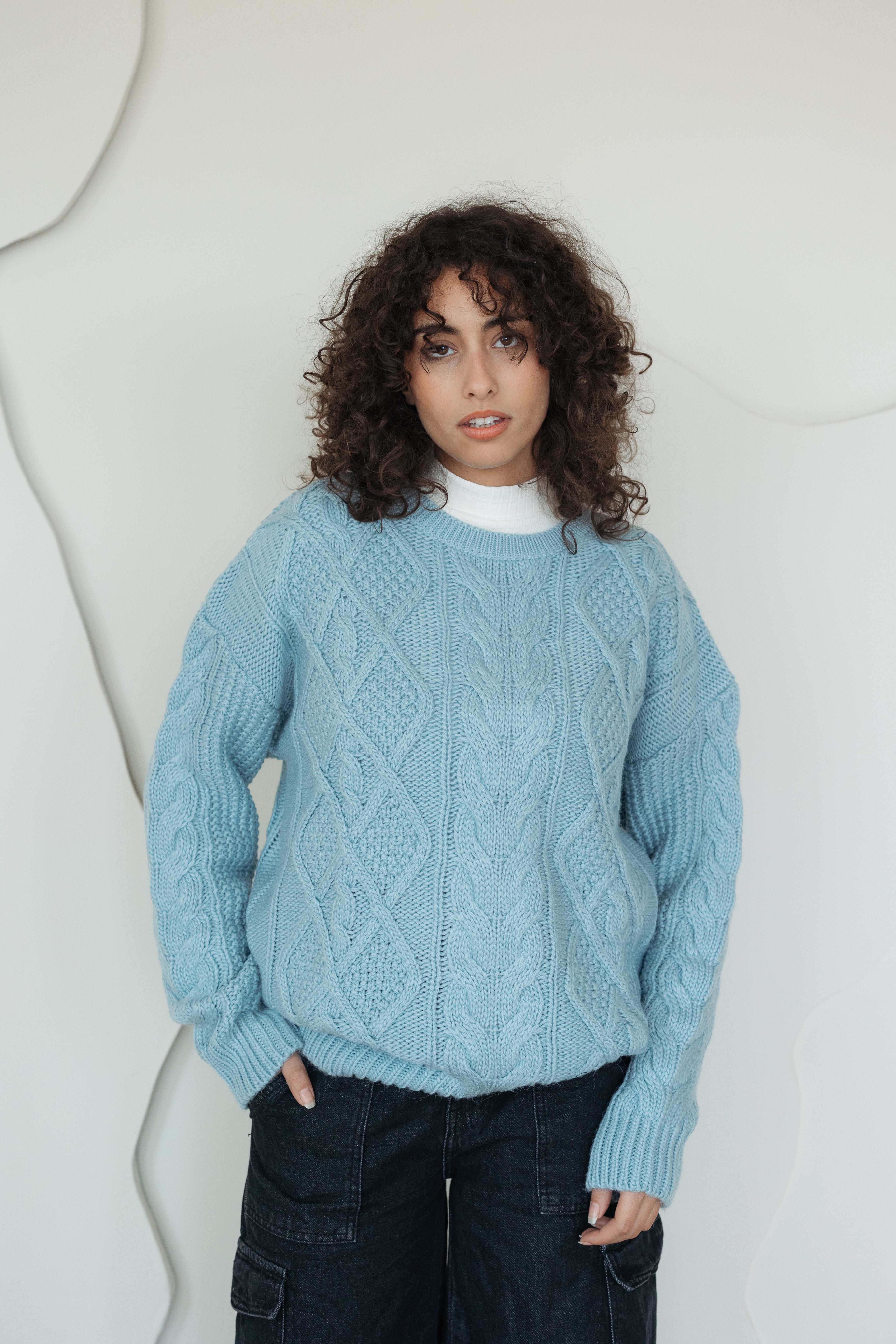 Women Round Neck Knitted Pullover