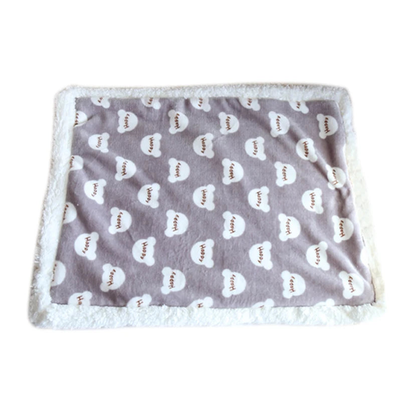 Thick Lamb Fleece Pet Dog Blanket Soft Flannel Cat and Dog Cushion To Keep Warm Cat and Dog Sleeping Blanket Winter Pet Cushion