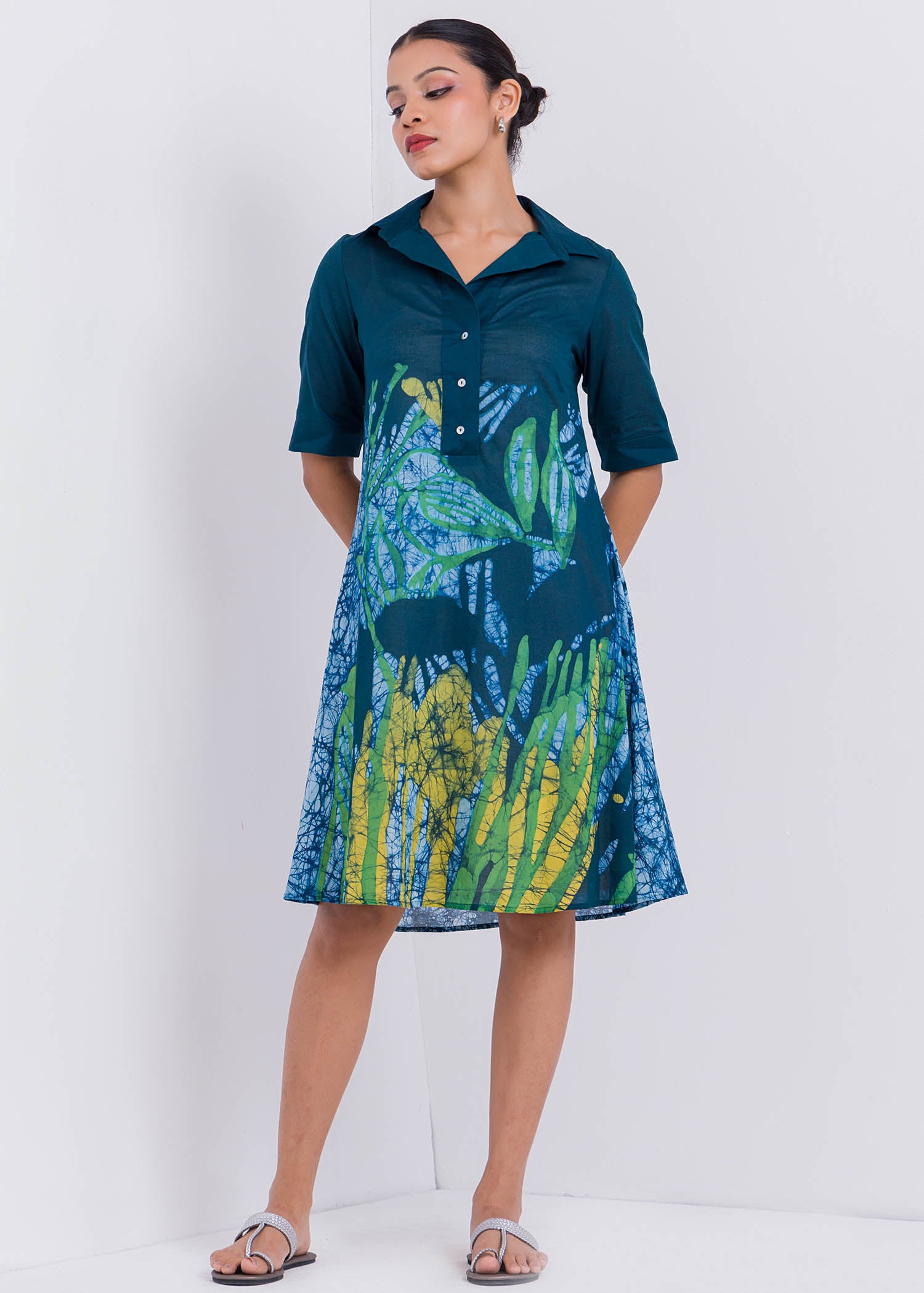 Bird Printed Collared Batik Dress