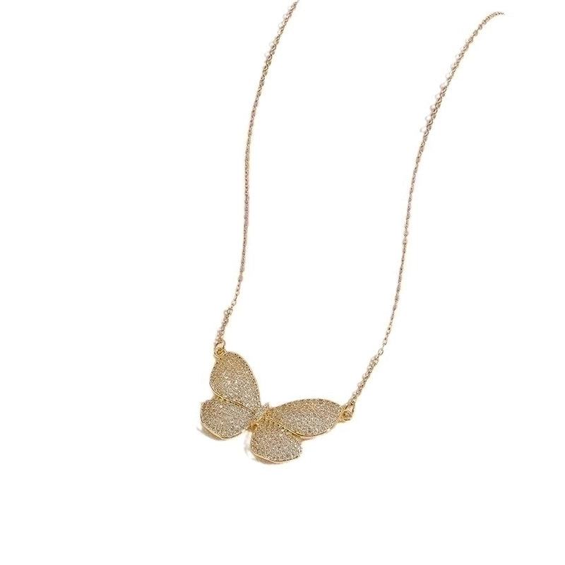 Minimalist Heart Shape Butterfly Copper Plating Inlay Zircon 14k Gold Plated Pendant Necklace