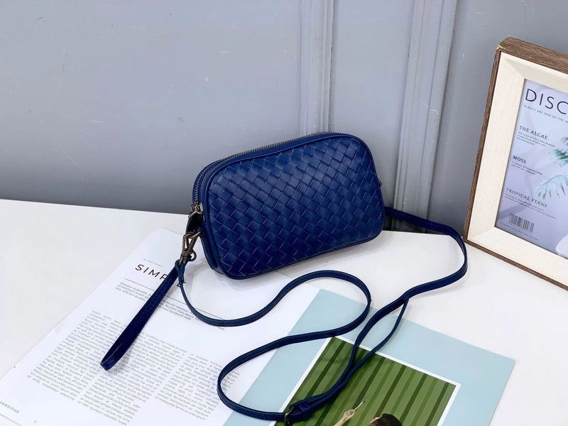 Women's Small Leather Solid Color Classic Style Weave Sewing Thread Pillow Shape Zipper Crossbody Bag