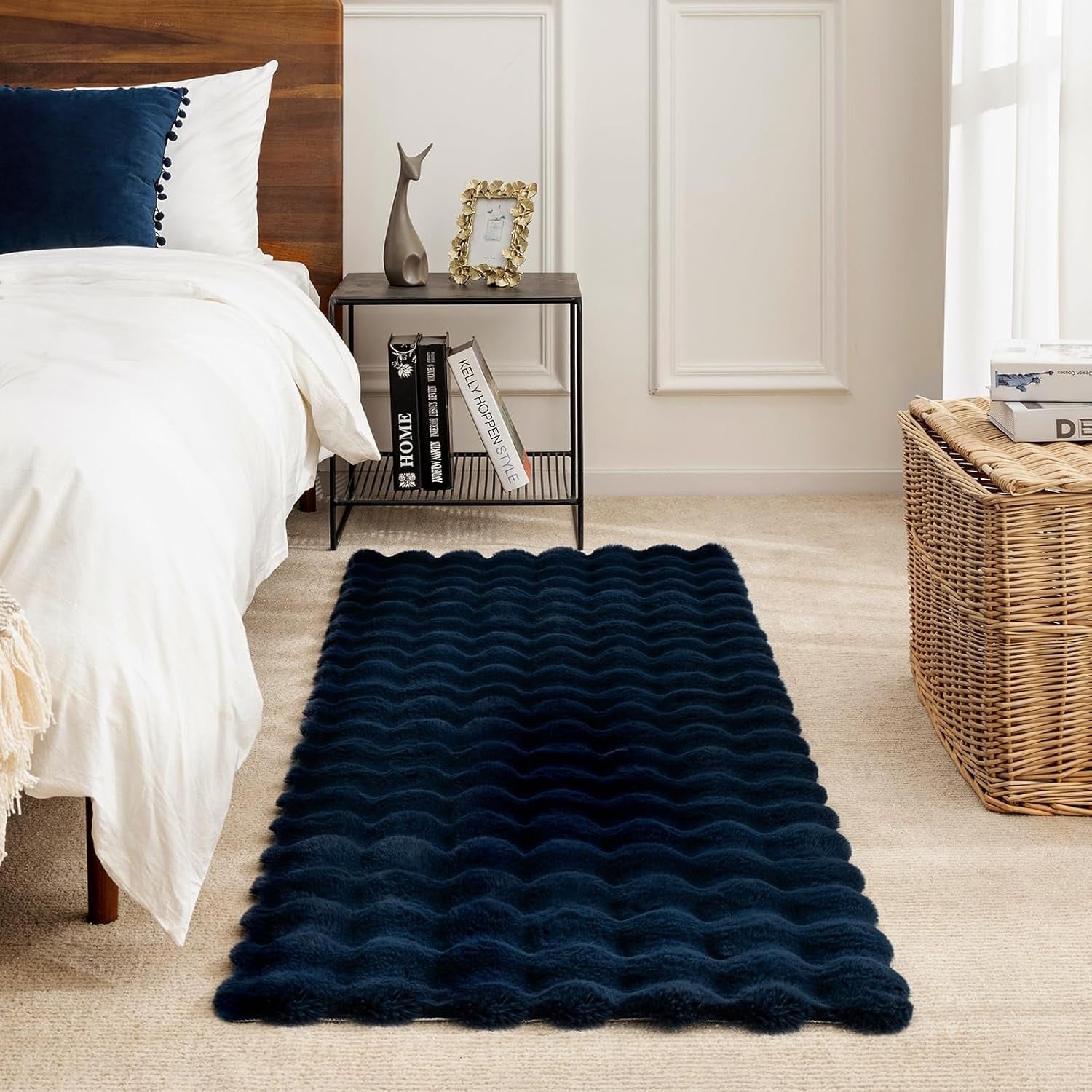 Faux Rabbit Fur Rug Carpet.  4x6 FT Fluffy Soft Area Rug