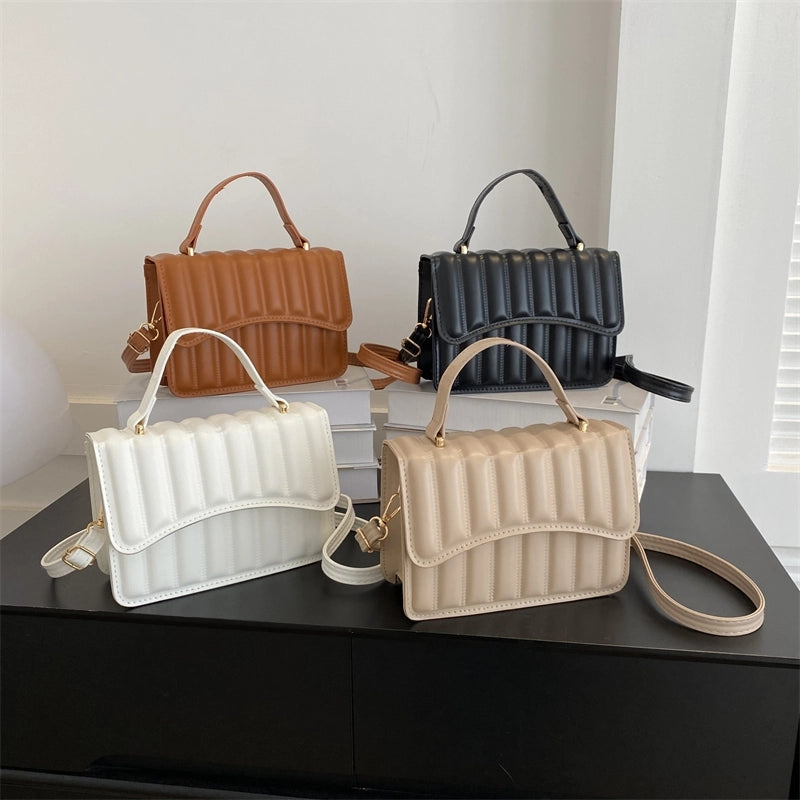 Women's All Seasons Pu Leather Solid Color Classic Style Square Flip Cover Handbag