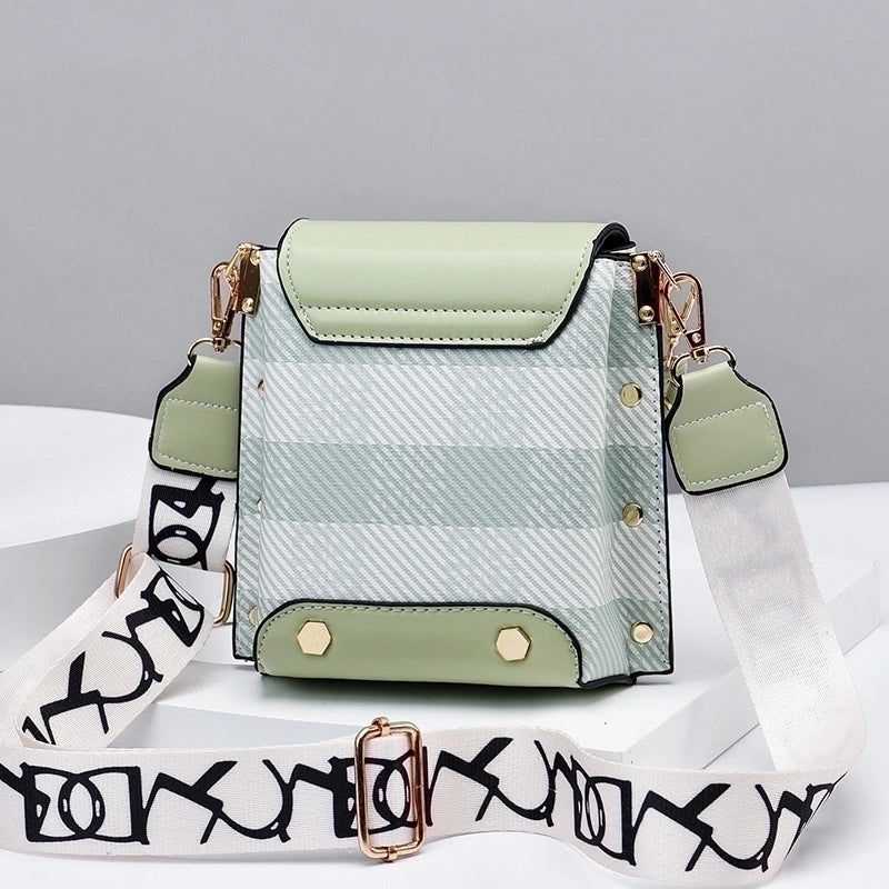 Women's Small Pu Leather Color Block Lattice Streetwear Square Magnetic Buckle Crossbody Bag