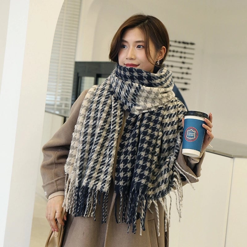 Women's Elegant Sweet Streetwear Imitation Cashmere Tassel Scarf