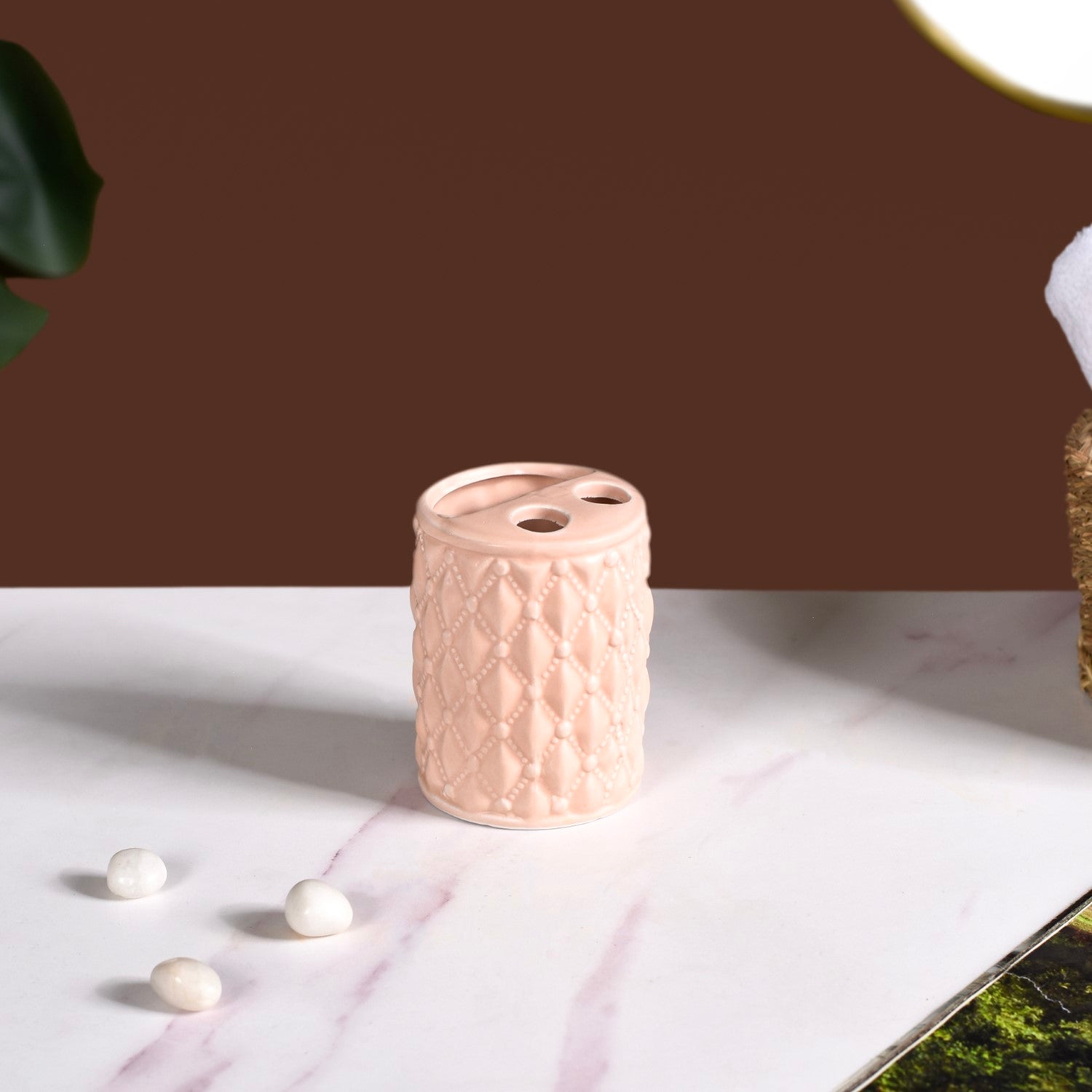 Peach Knit Design Ceramic Bathroom Accessories Set Of 3