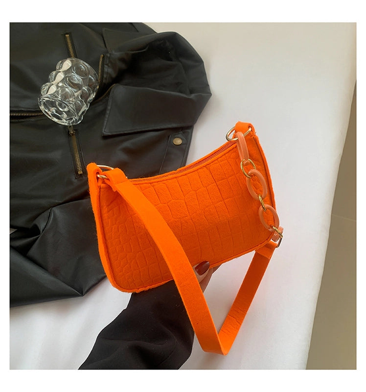 Women's Small Cloth Solid Color Basic Vintage Style Zipper Underarm Bag