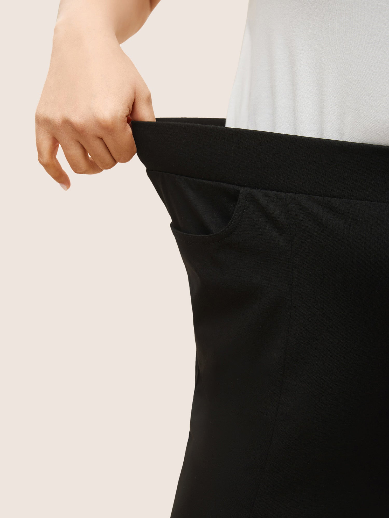 Plain Elastic Waist High Rise Slim Pants