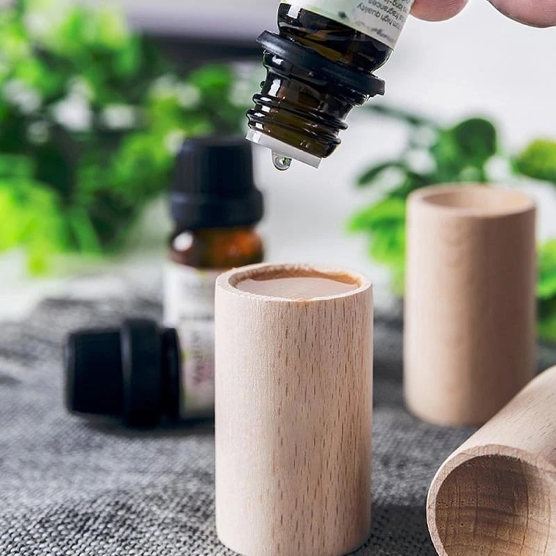 Diffused Wood. Fragrance Diffuser. Minimalistic Aromatherapy Diffusion