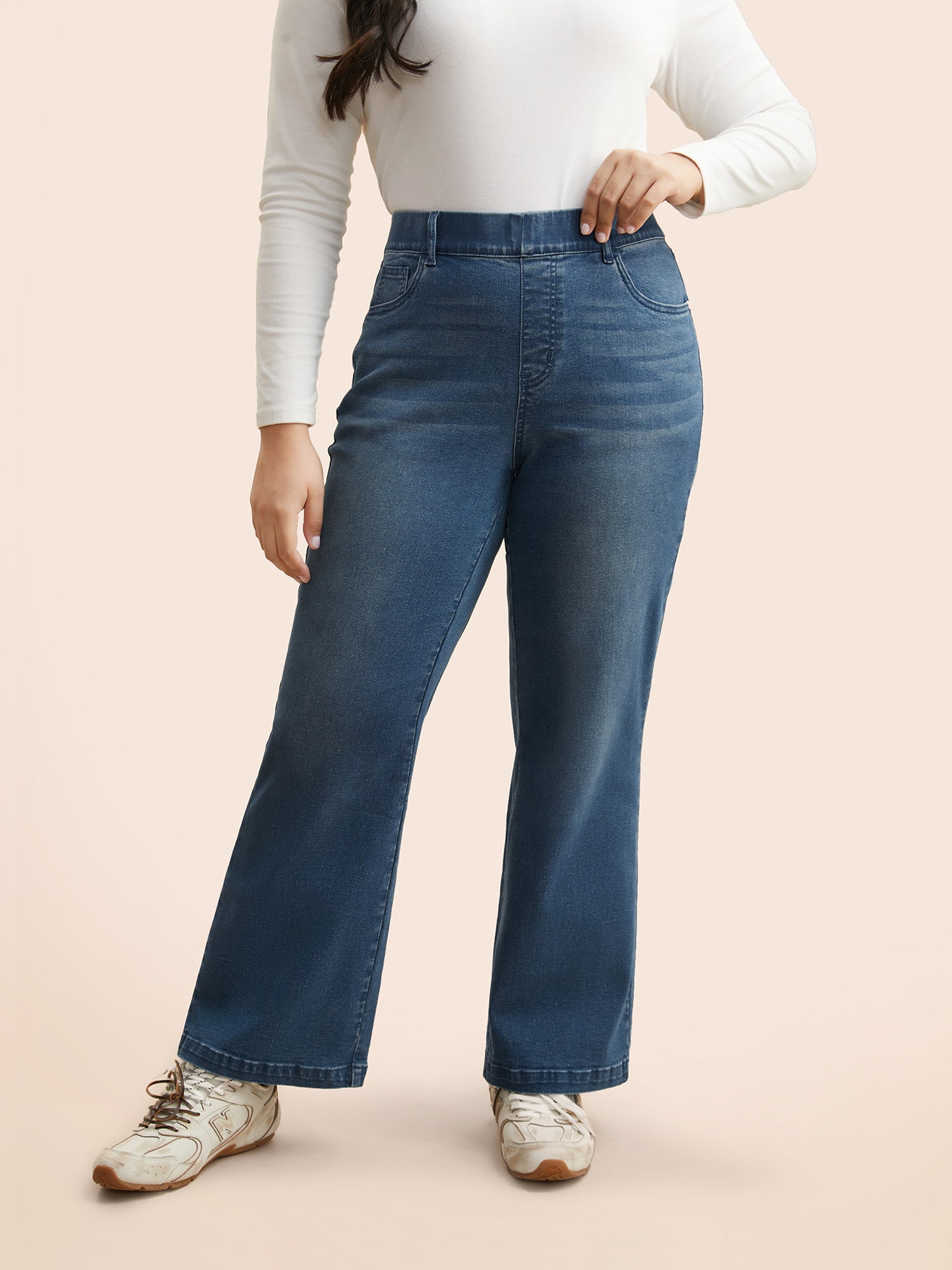 Medium Wash Elastic Waist Straight Leg Jeans