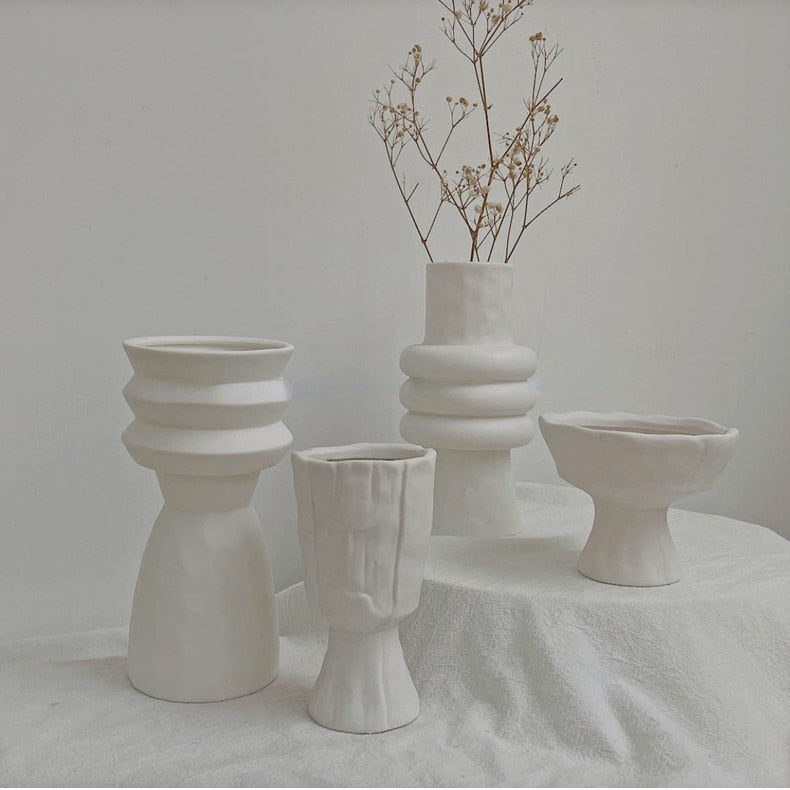 Orin Minimalist Elegance Vase