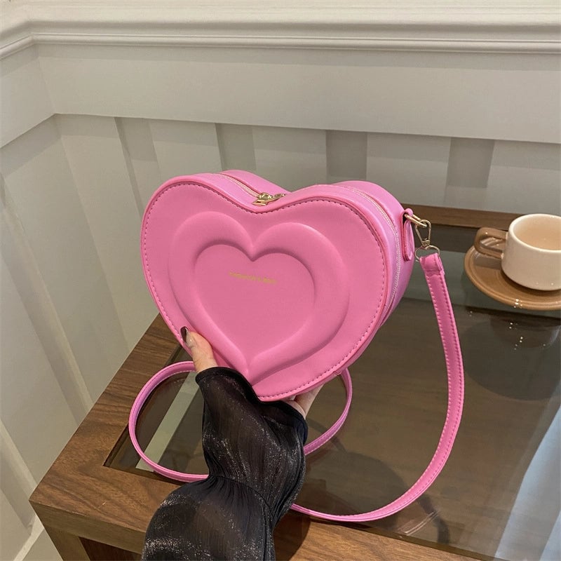 Personalized. Stylish And Simple Indentation Contrast Color Heart Bag  Autumn New Trendy Pure Color Trendy Shoulder Messenger Bag