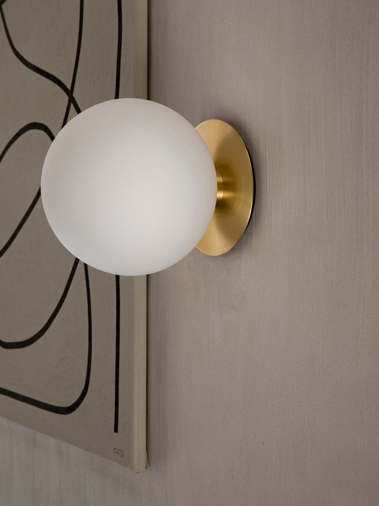 TR Bulb. Ceiling/Wall Lamp