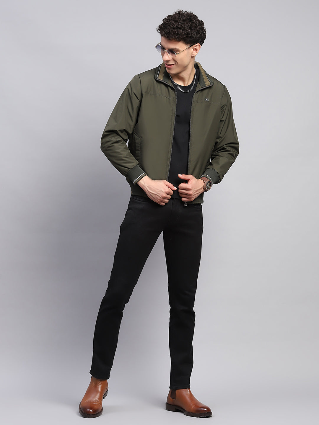 Men Olive Solid Collar Full Sleeve Jacket