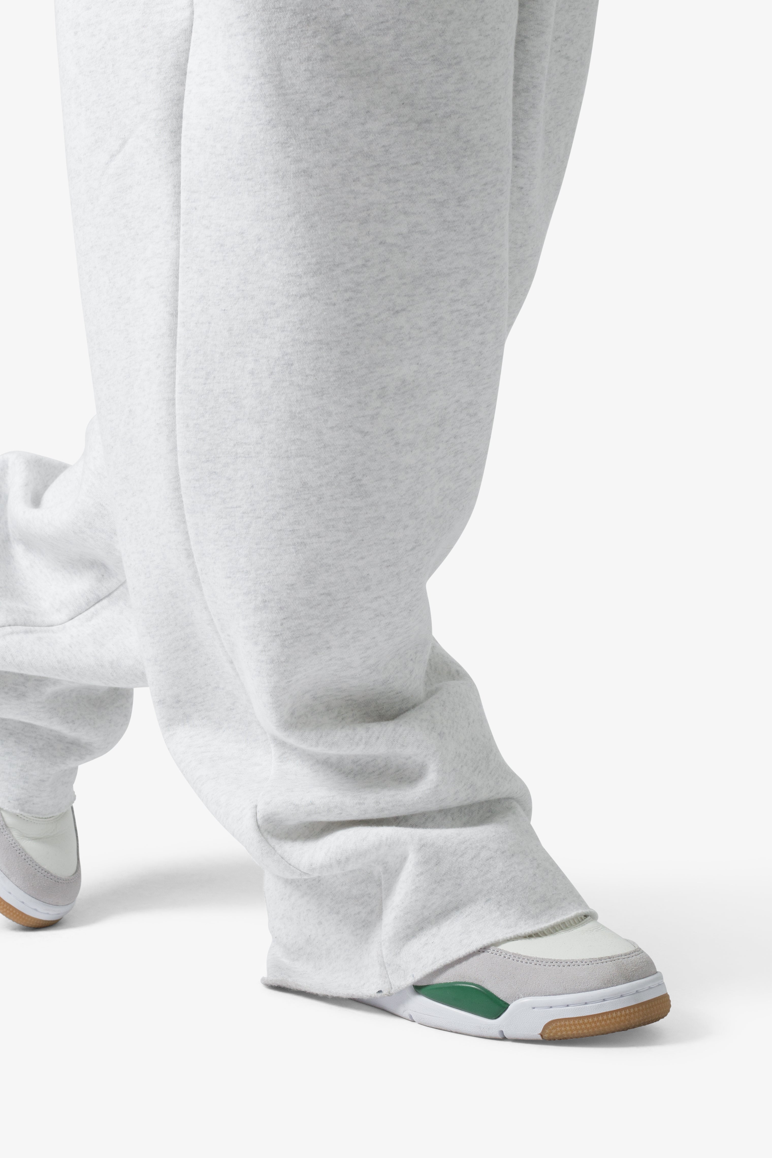 Washed Ultra Baggy Sweatpants - Heather Grey